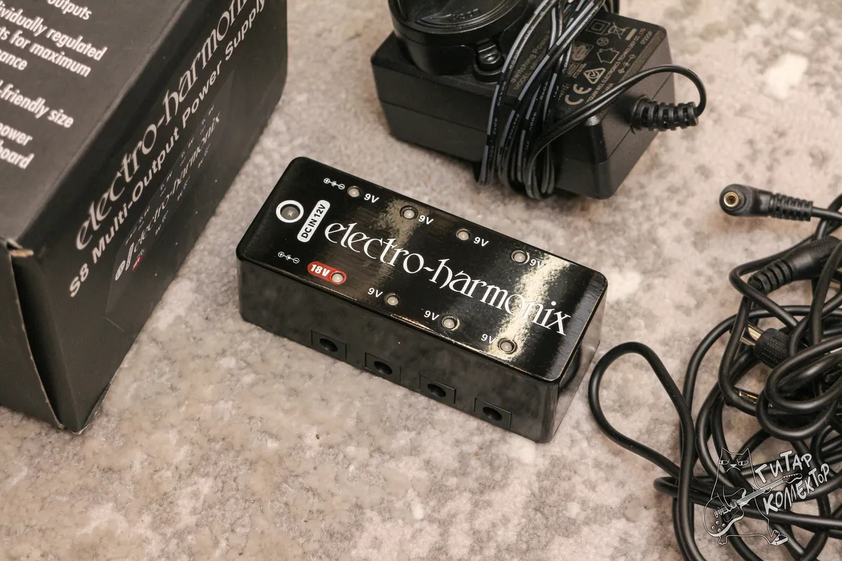 Electro Harmonix EHX S8 Multi Output Power Supply