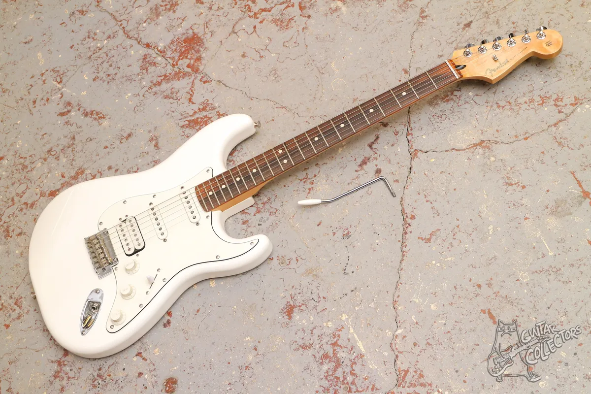 Fender Player Stratocaster 75th Anniversary HSS Polar White