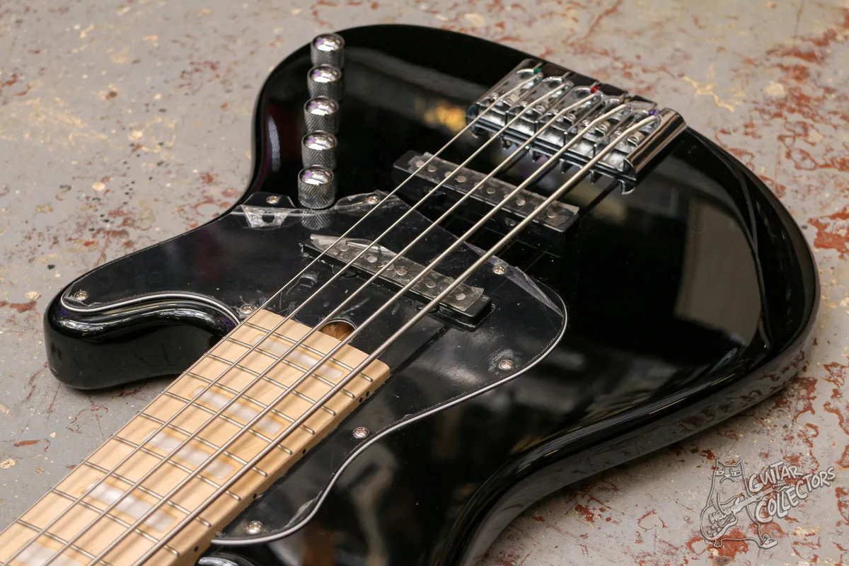 Cort NJS5-BK Elrick NJS Series Bass