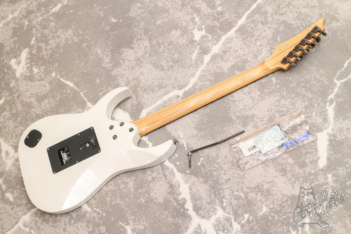 Ibanez Prestige RG2550Z White Pearl Metallic