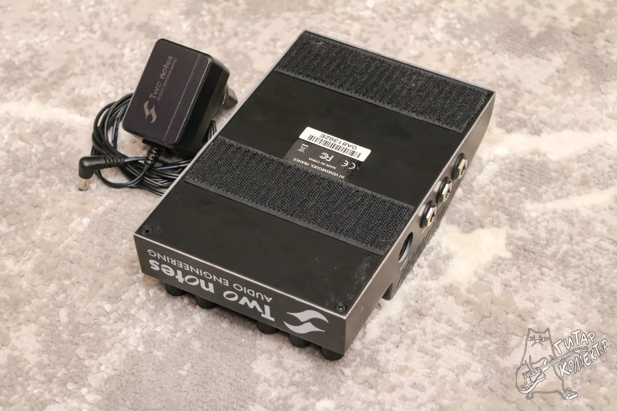 Two Notes Le Bass Tube Bass Preamp