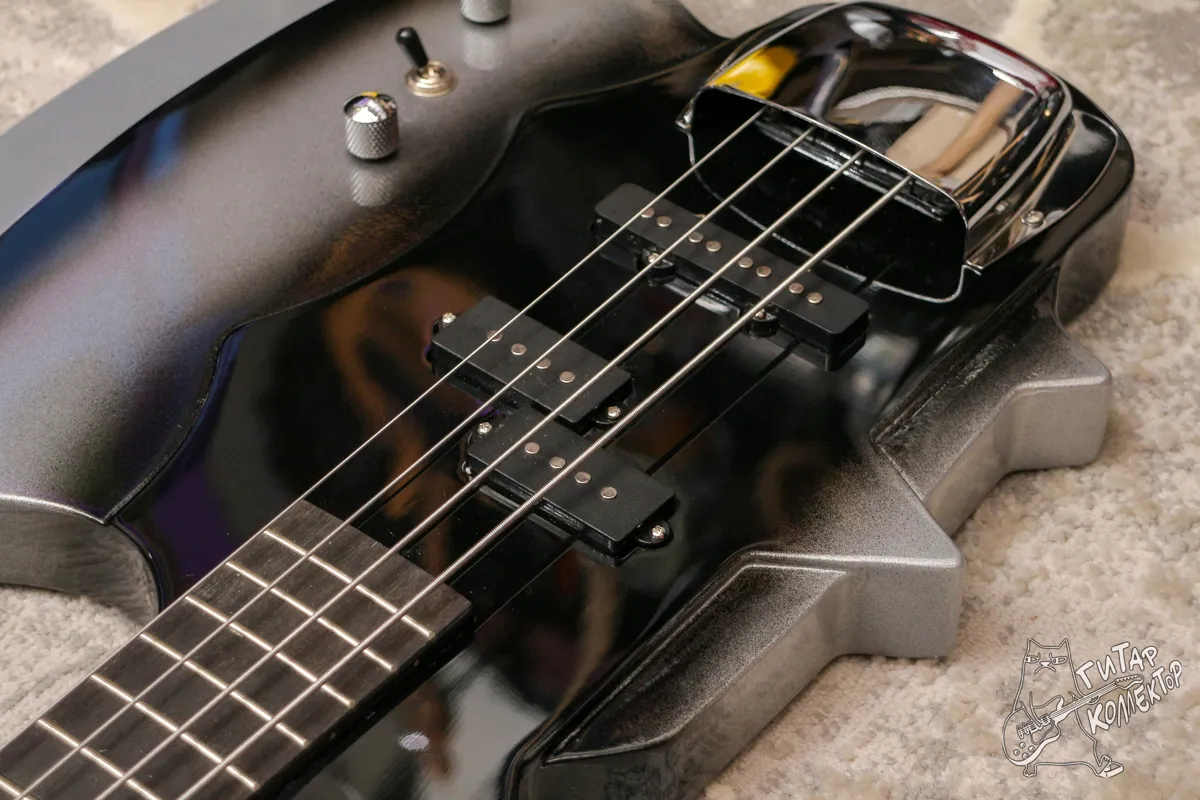 Cort Gene Simmons Axe Bass Copy