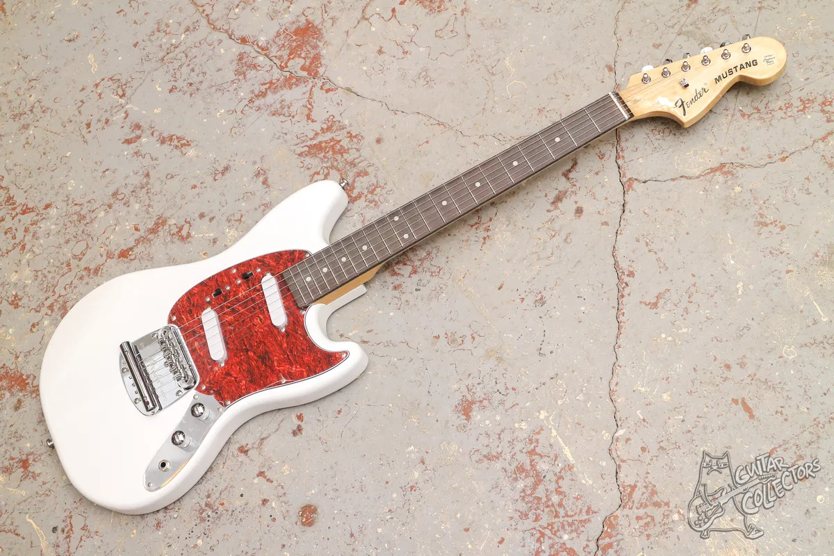 Fender Mustang White Copy