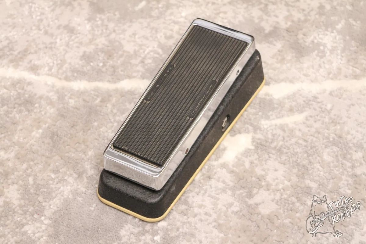 Dunlop JH 1 B Jimi Hendrix Signature Cry Baby Wah