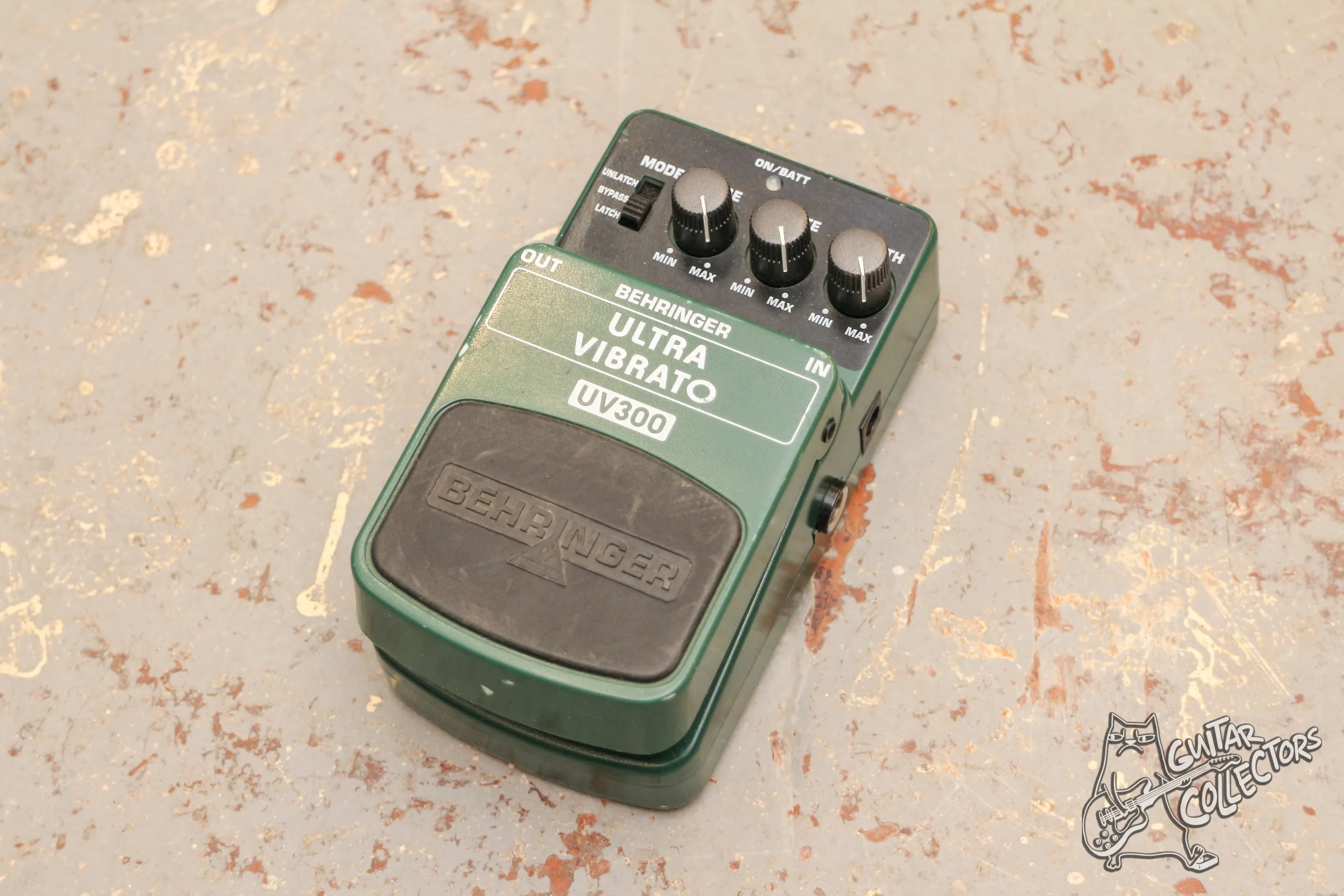 Behringer Ultra Vibrato UV 300