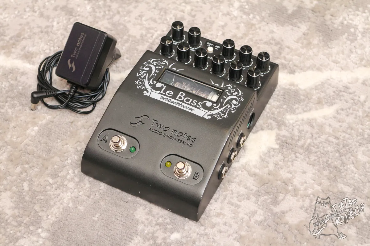 Two Notes Le Bass Tube Bass Preamp