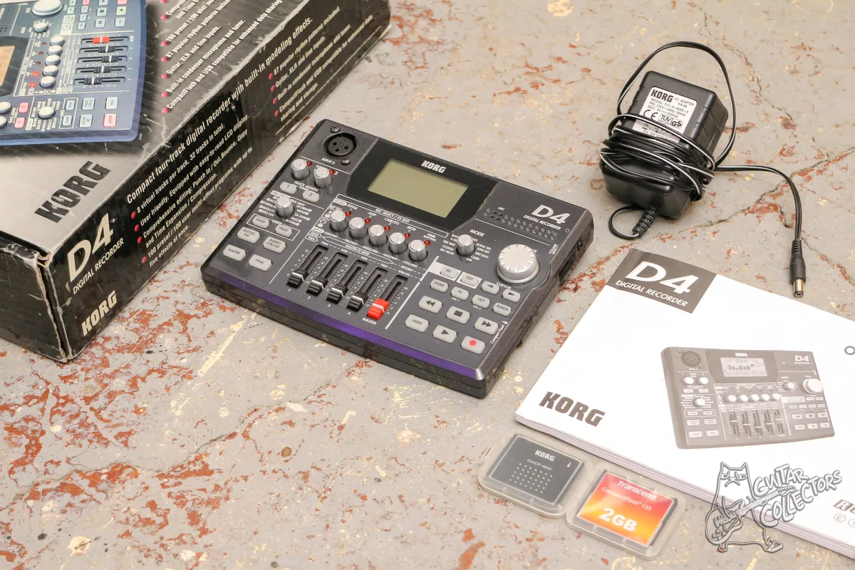 KORG D4 Digital Recorder Compact 4-track Портастудия
