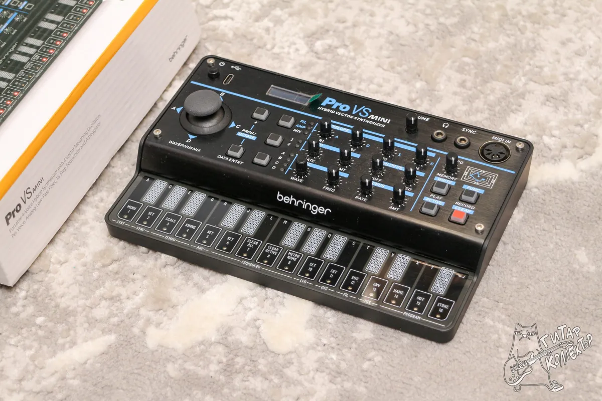 Behringer PRO VS Mini Hybrid Vector Synthesizer