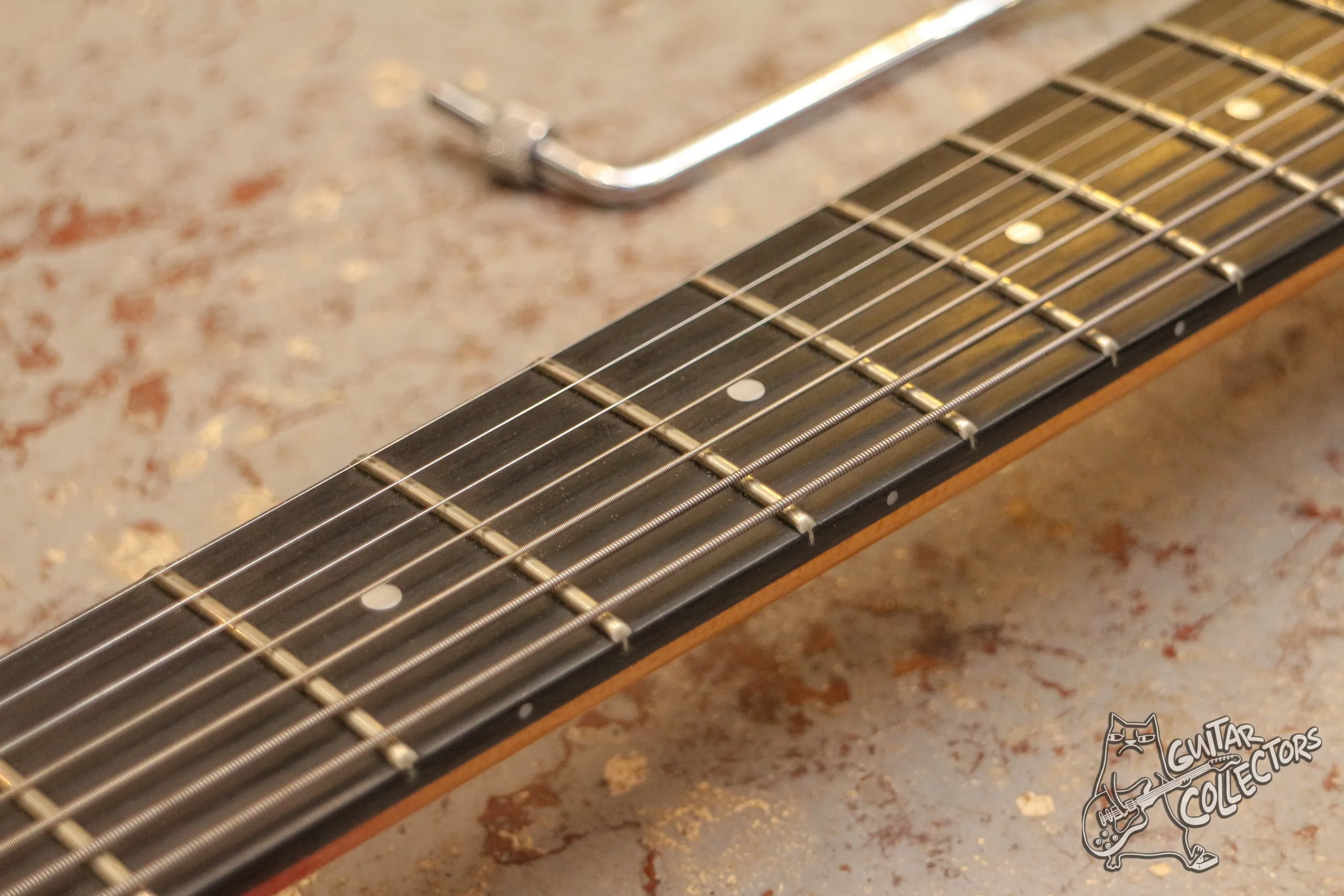 Carvin DC 727