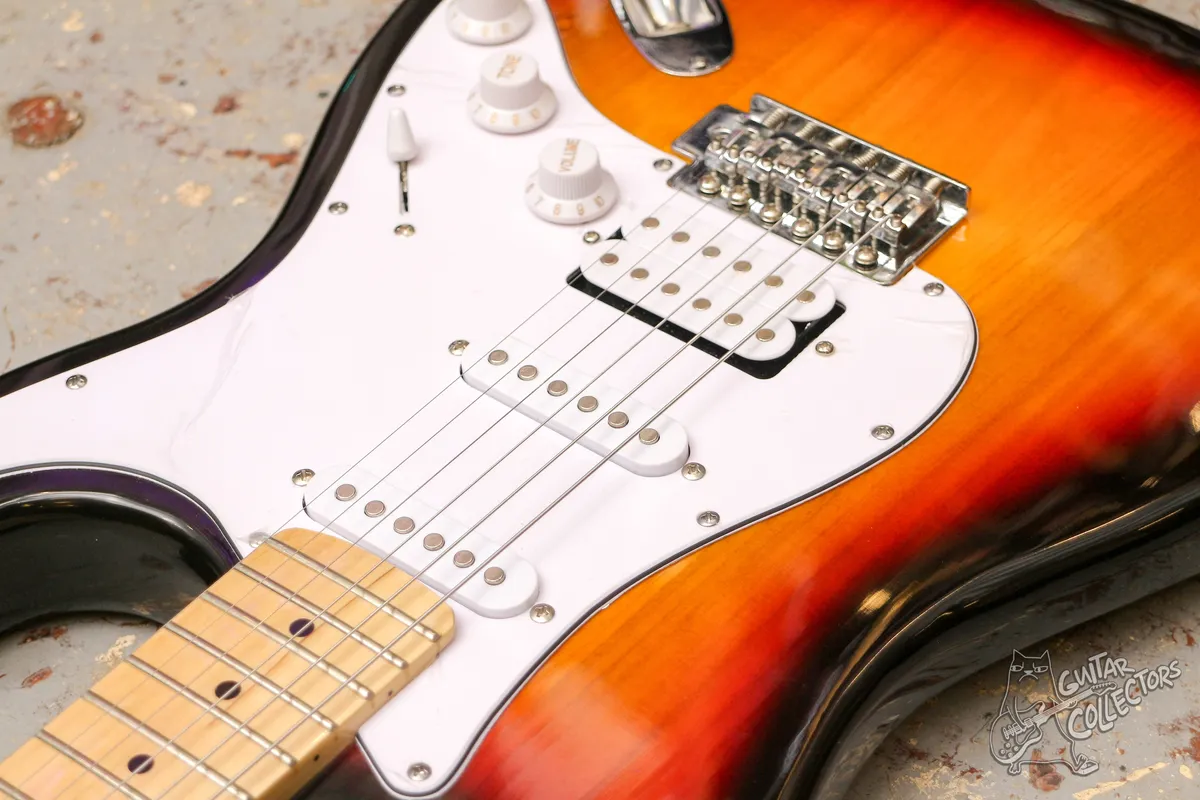 Fender Stratocaster HSS Sunburst Copy