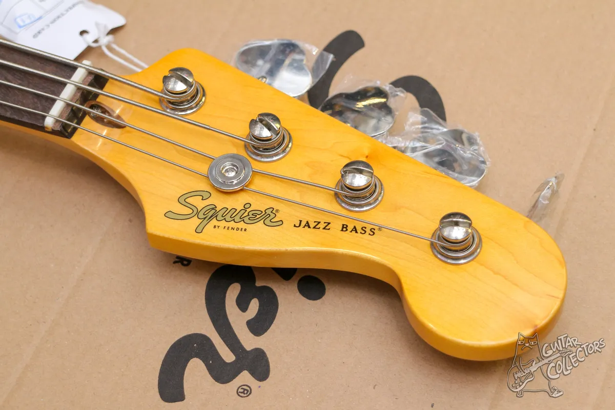 Squier Classic Vibe 60s Jazz Bass LRL 3-Tone Sunburst NEW