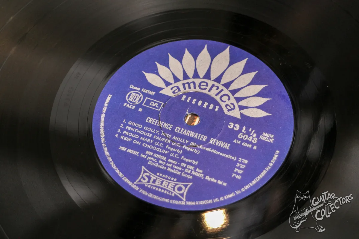 Creedence Clearwater Revival – Proud Mary / Bayou Country LP France 1969 NM/NM