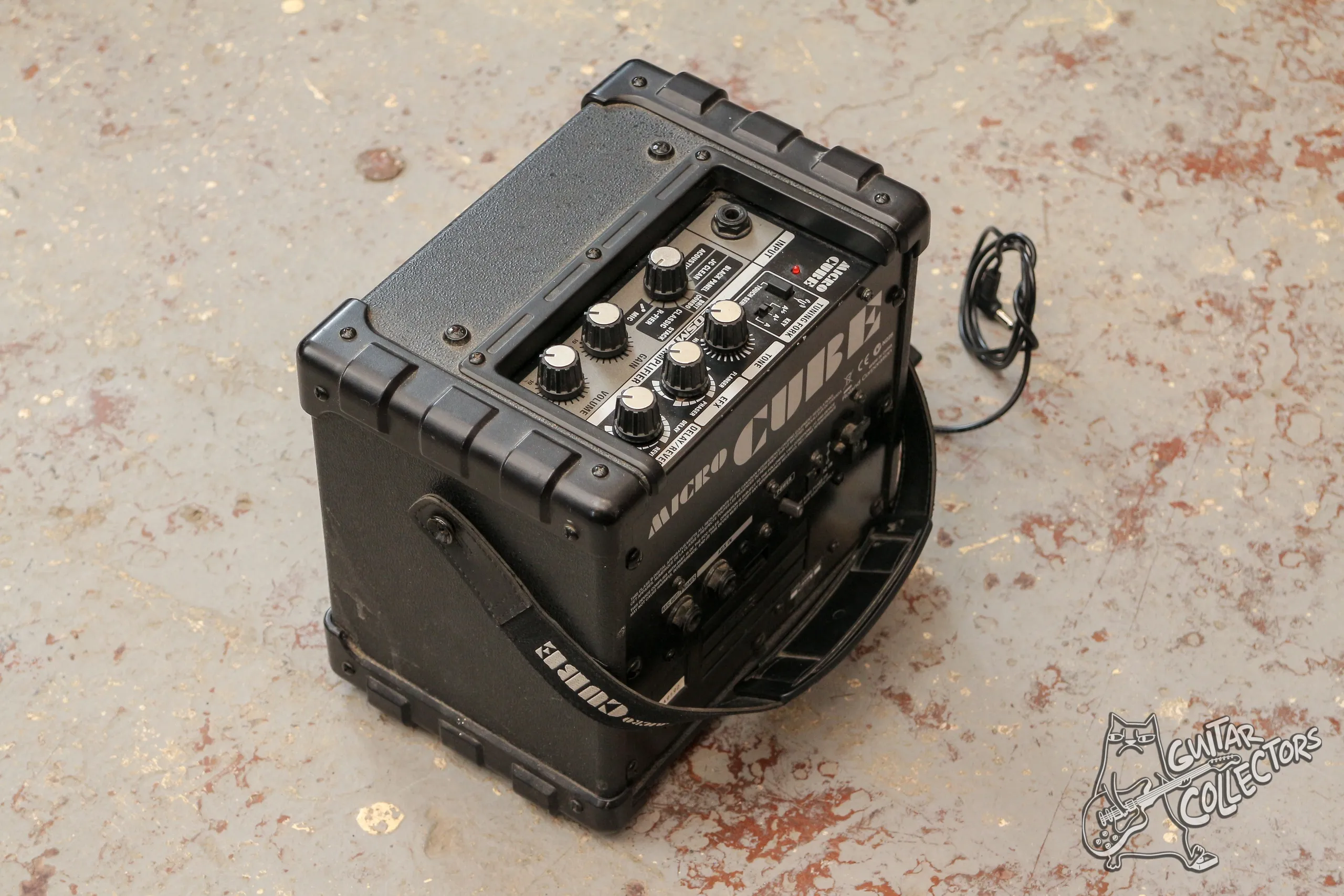 Roland Micro Cube Gutar Combo + Блок Roland