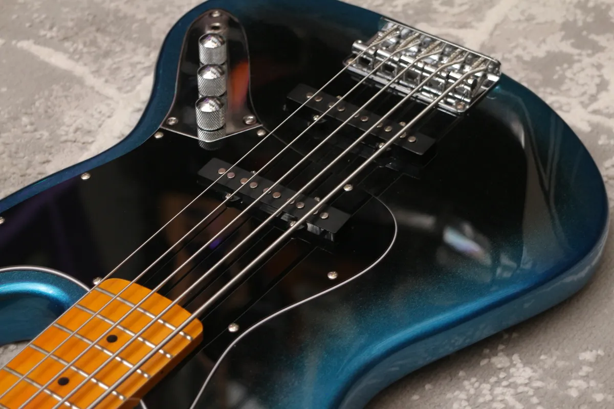 Fender Jazz Bass Dark Knight Copy