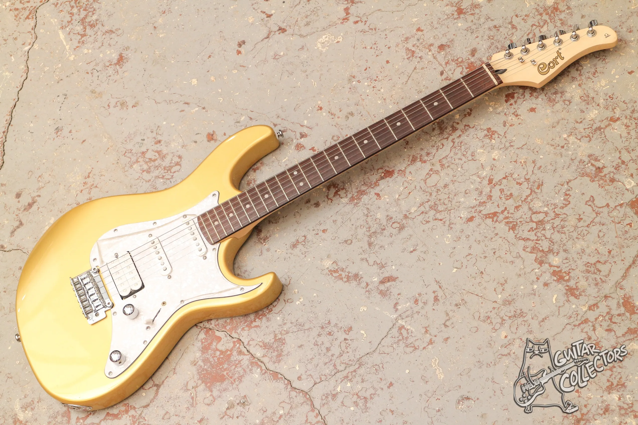 Cort G250