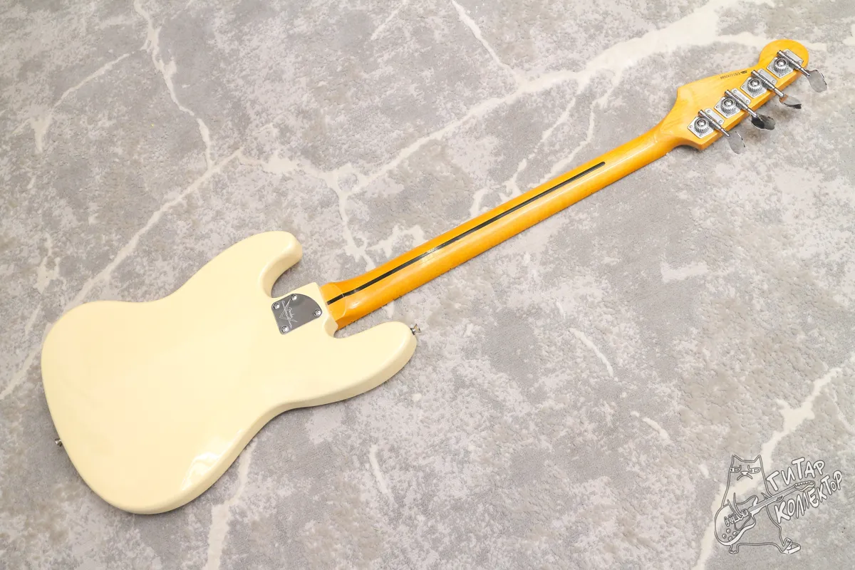Fender Jazz Bass White Copy