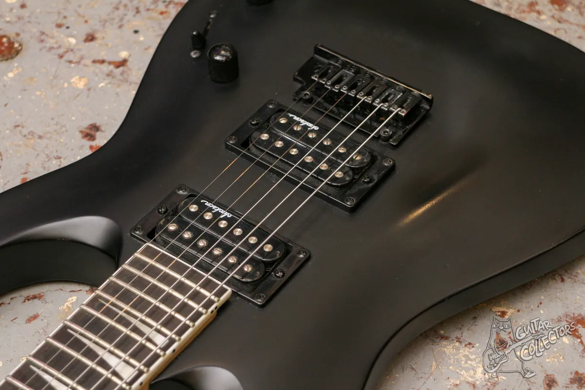 Jackson JS22 Dinky Arch Top Satin Black