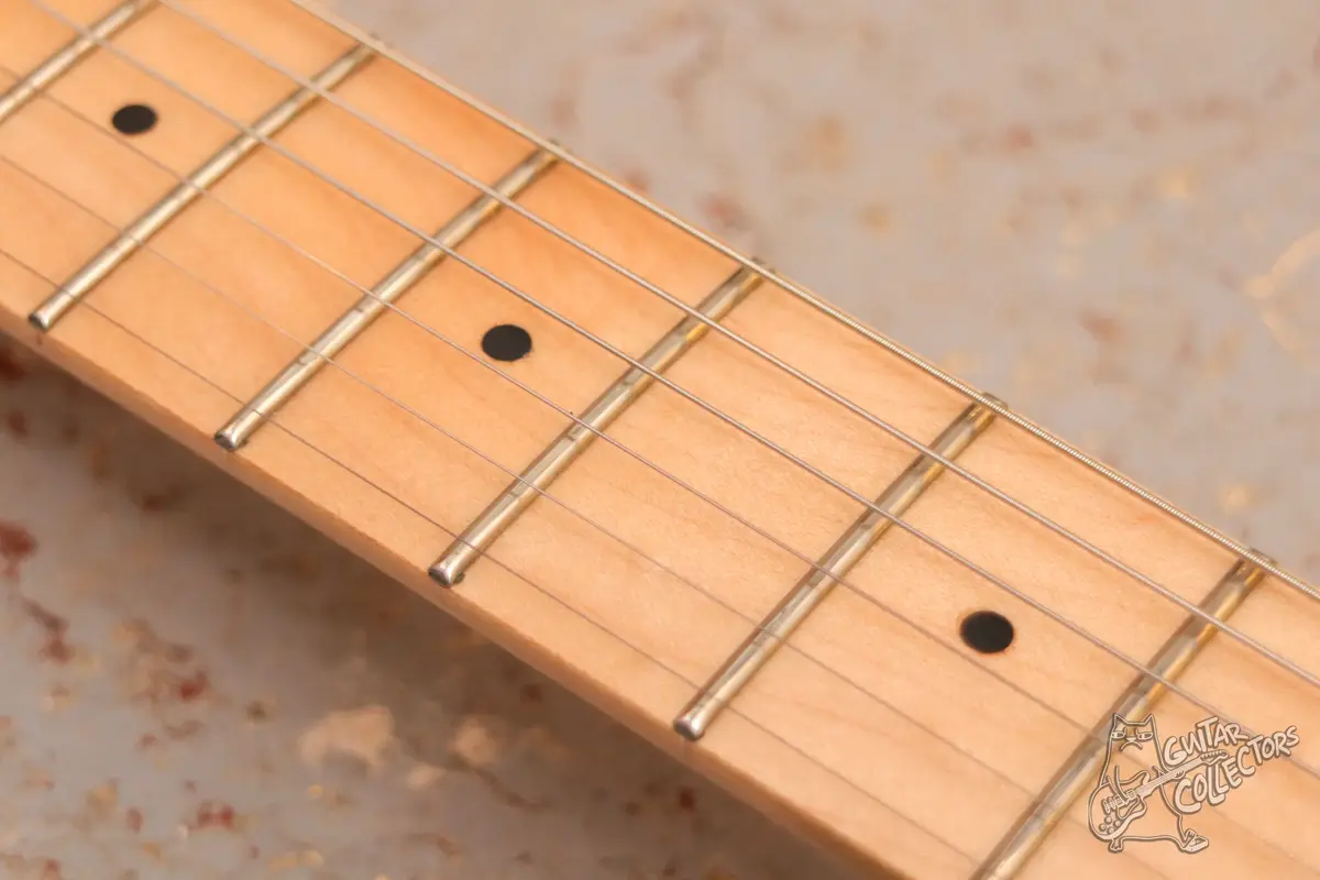 Kramer Baretta Special Purple