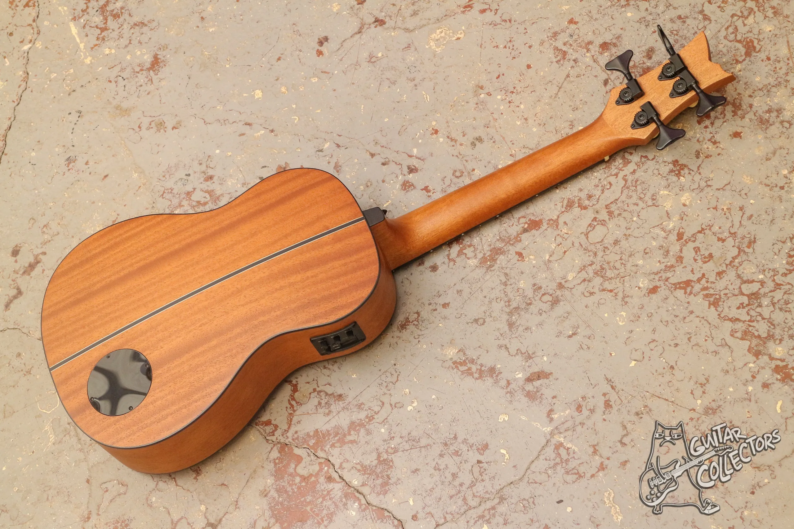 Ortega LIZZY BSFL GB Lizard Series Ukulele Bass