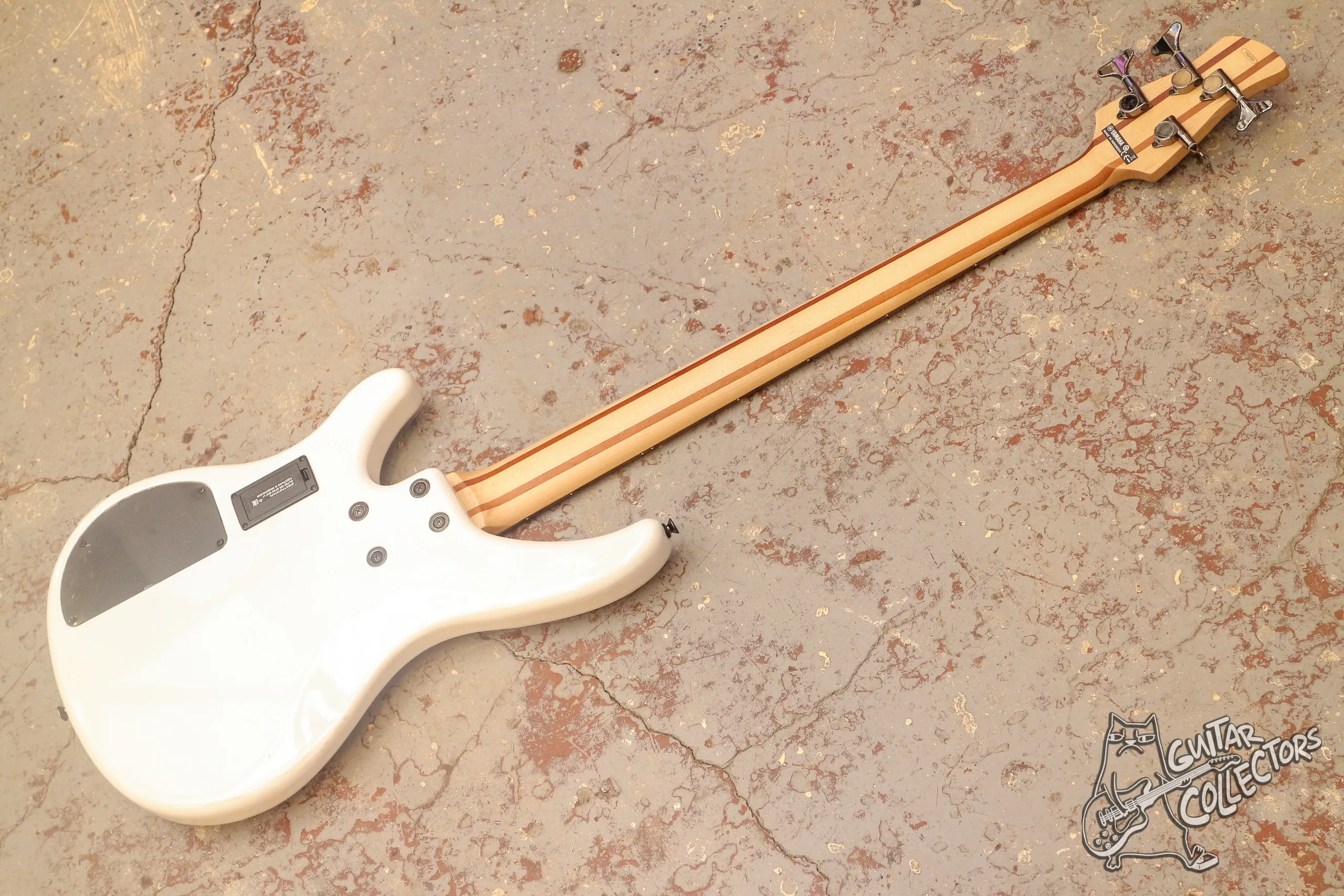 Yamaha TRBX 304 Bass White