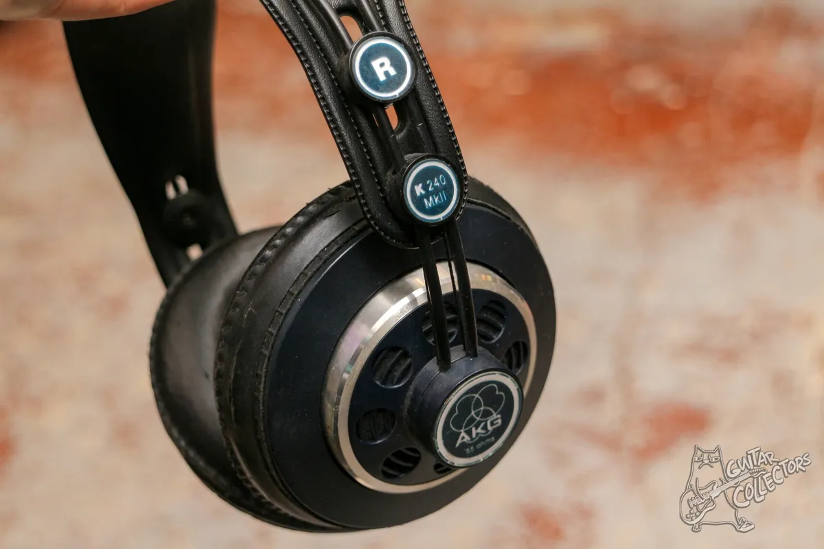 AKG K 240 MK II Студийные наушники
