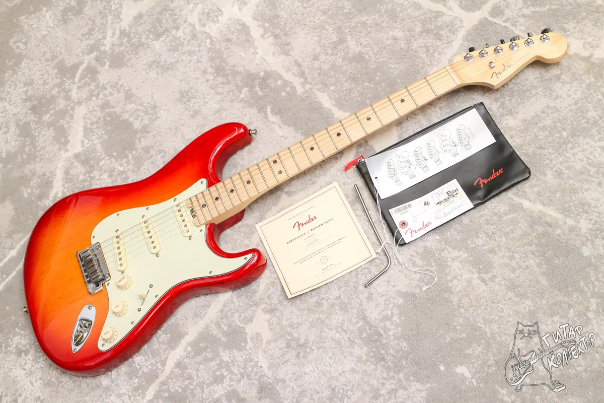 Fender American Elite Stratocaster Aged Cherry Burst