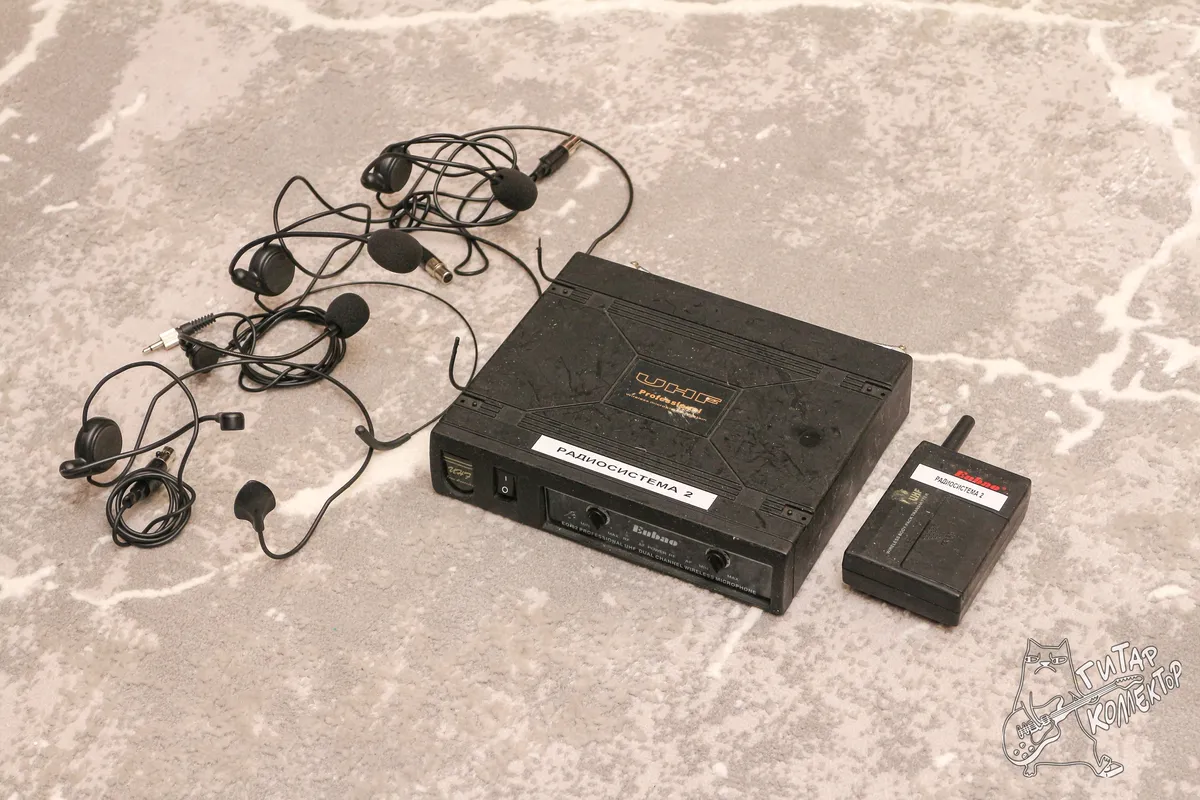 Радиосистема Enbao UHF EO-82 с головным микрофоном.