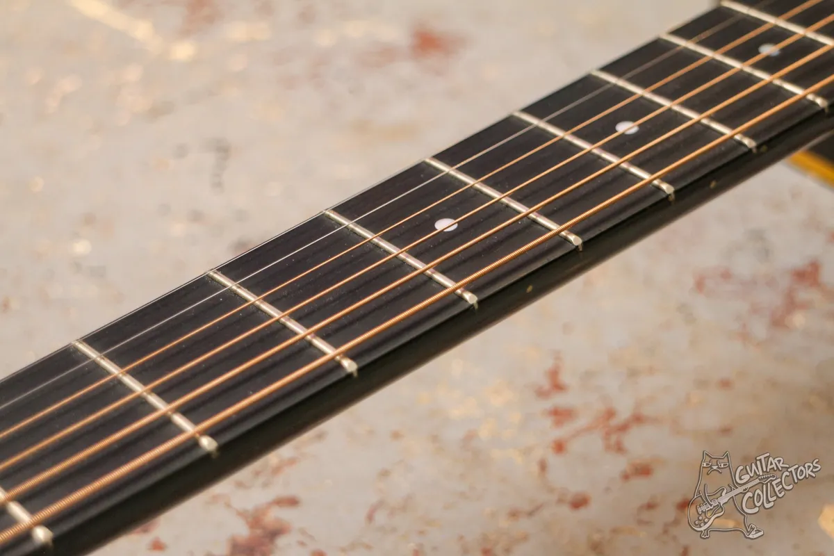 Guild DV52-NT Natural Dreadnought