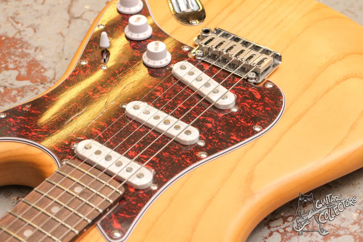 Harley Benton Stratocaster ST-90SA Swamp Ash DLX Series