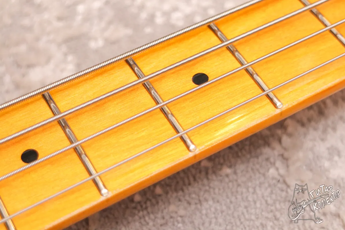 Fender Jazz Bass White Copy