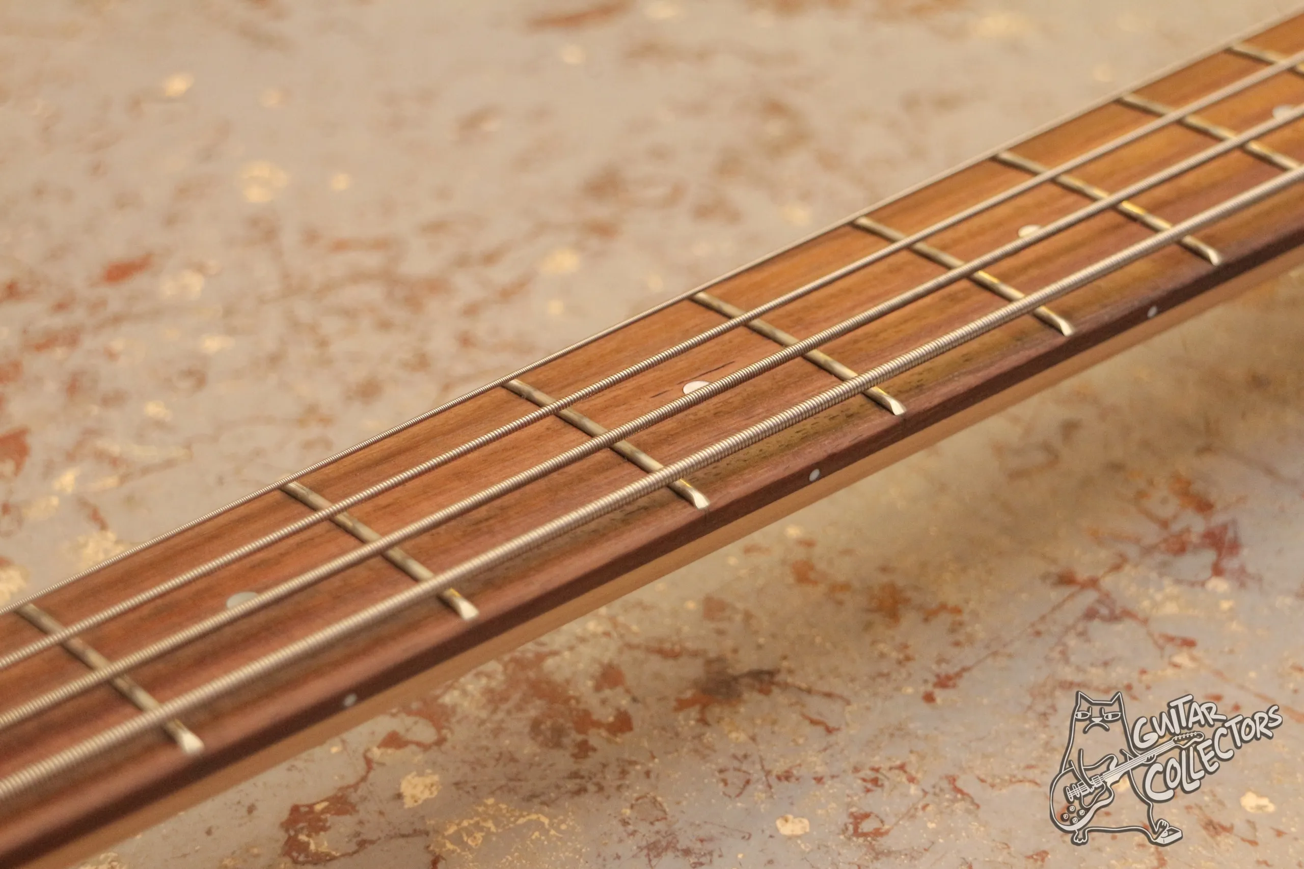 Yamaha TRBX 304 Bass Red
