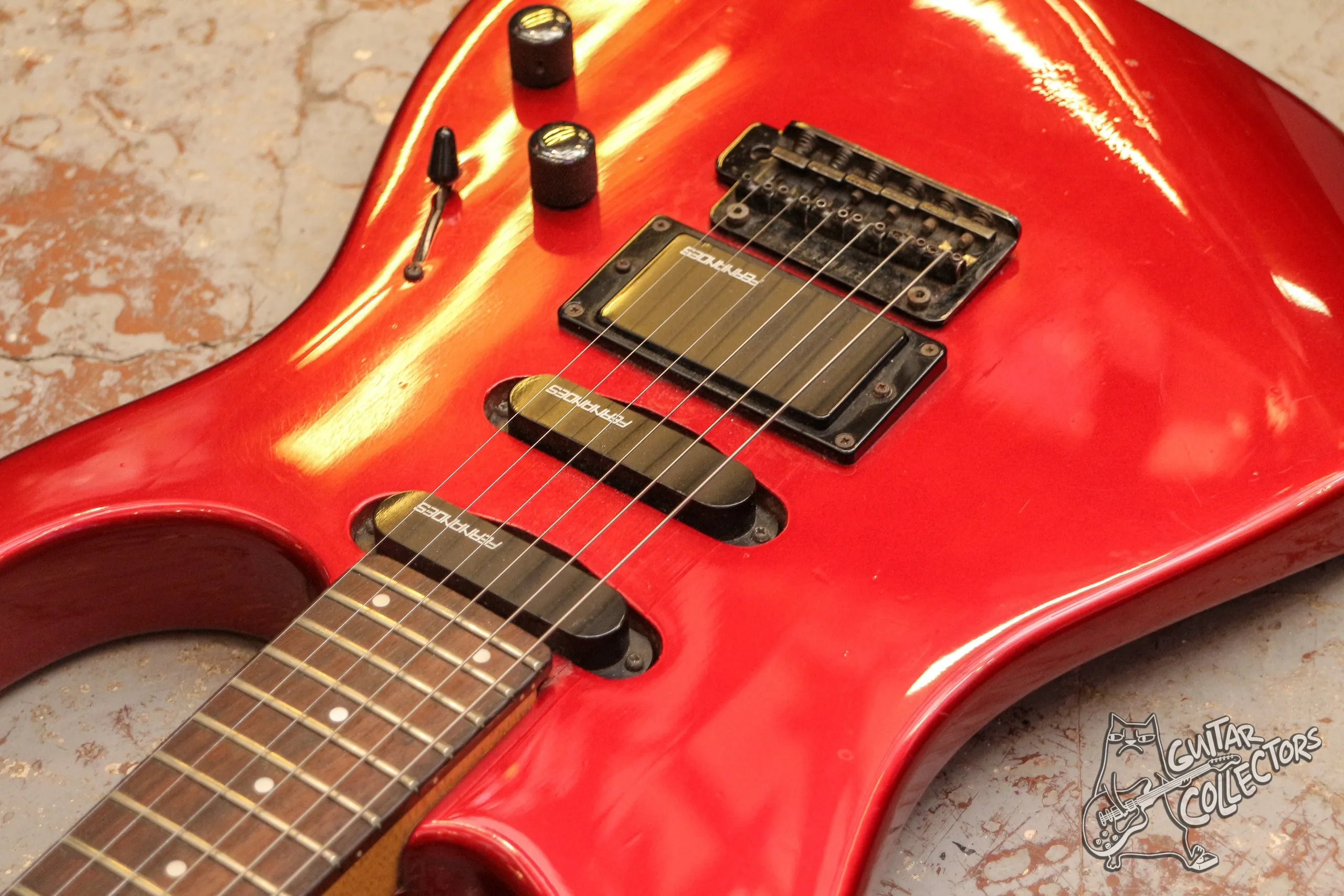 Fernandes SFR-512