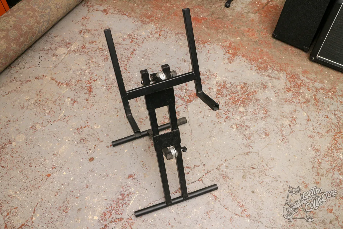 Подставка под Комбоусилитель