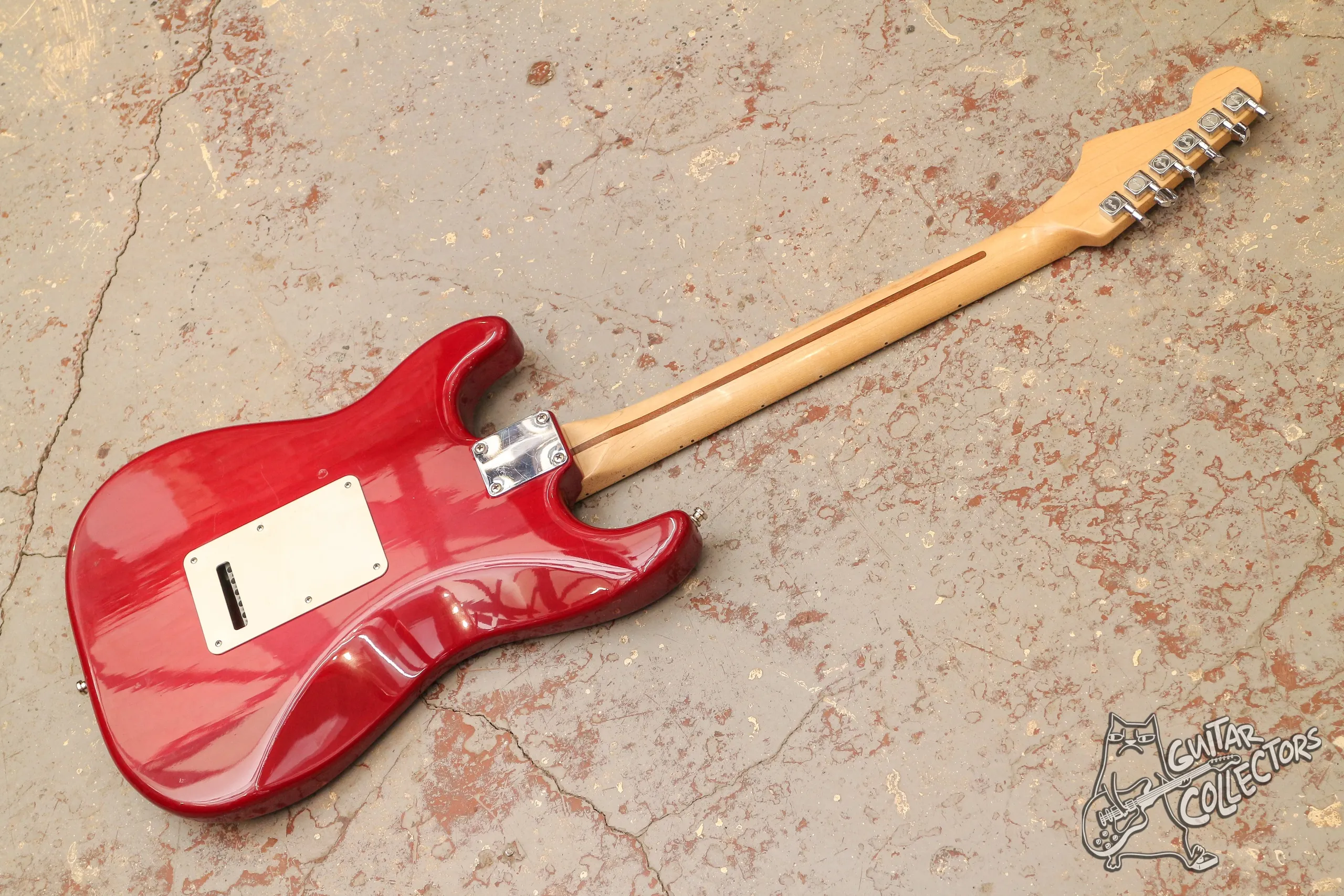 Fender FSR Stratocaster Flame Maple Top