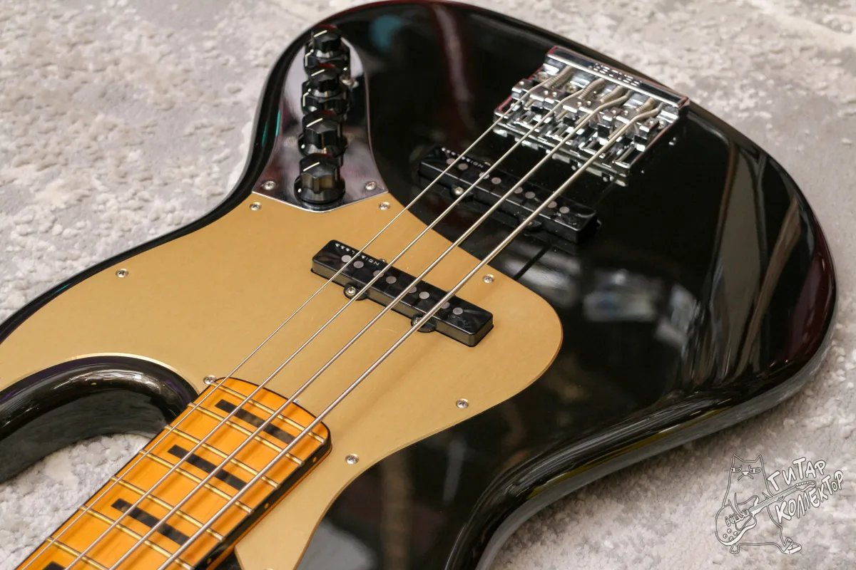 Fender American Ultra Jazz Bass Texas Tea