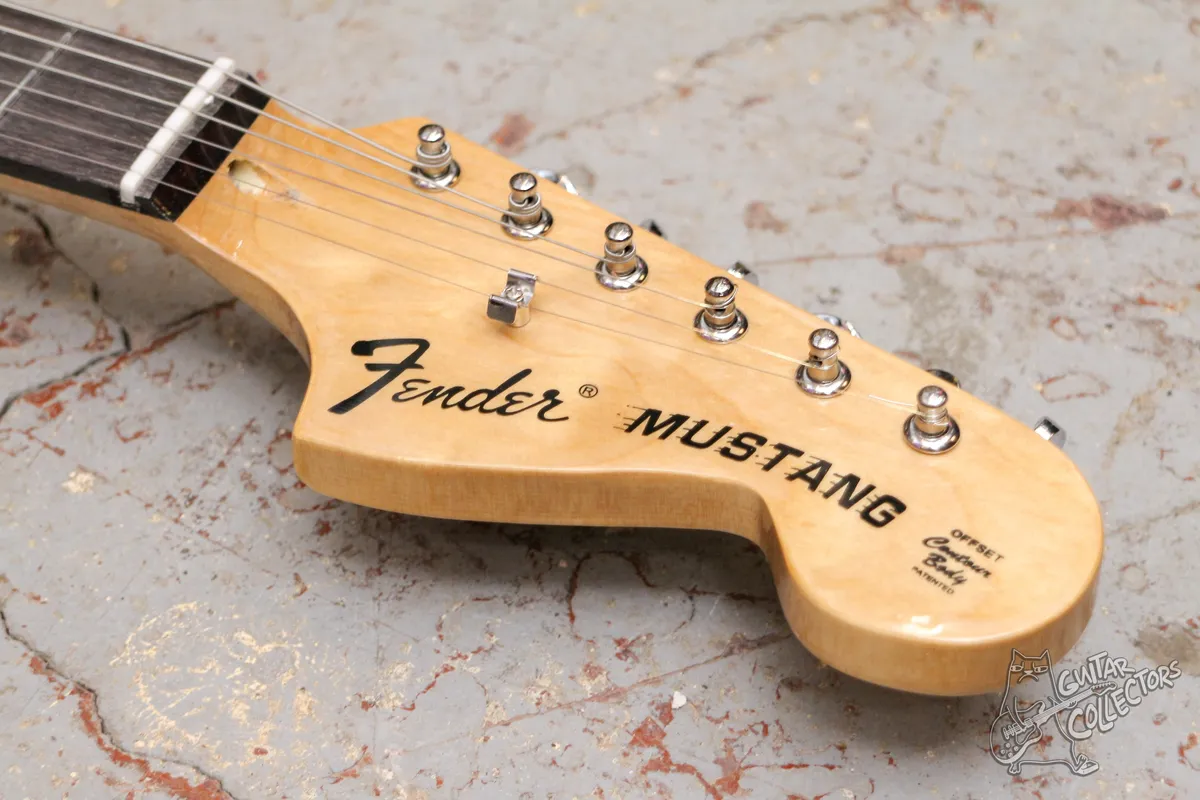 Fender Mustang White Copy