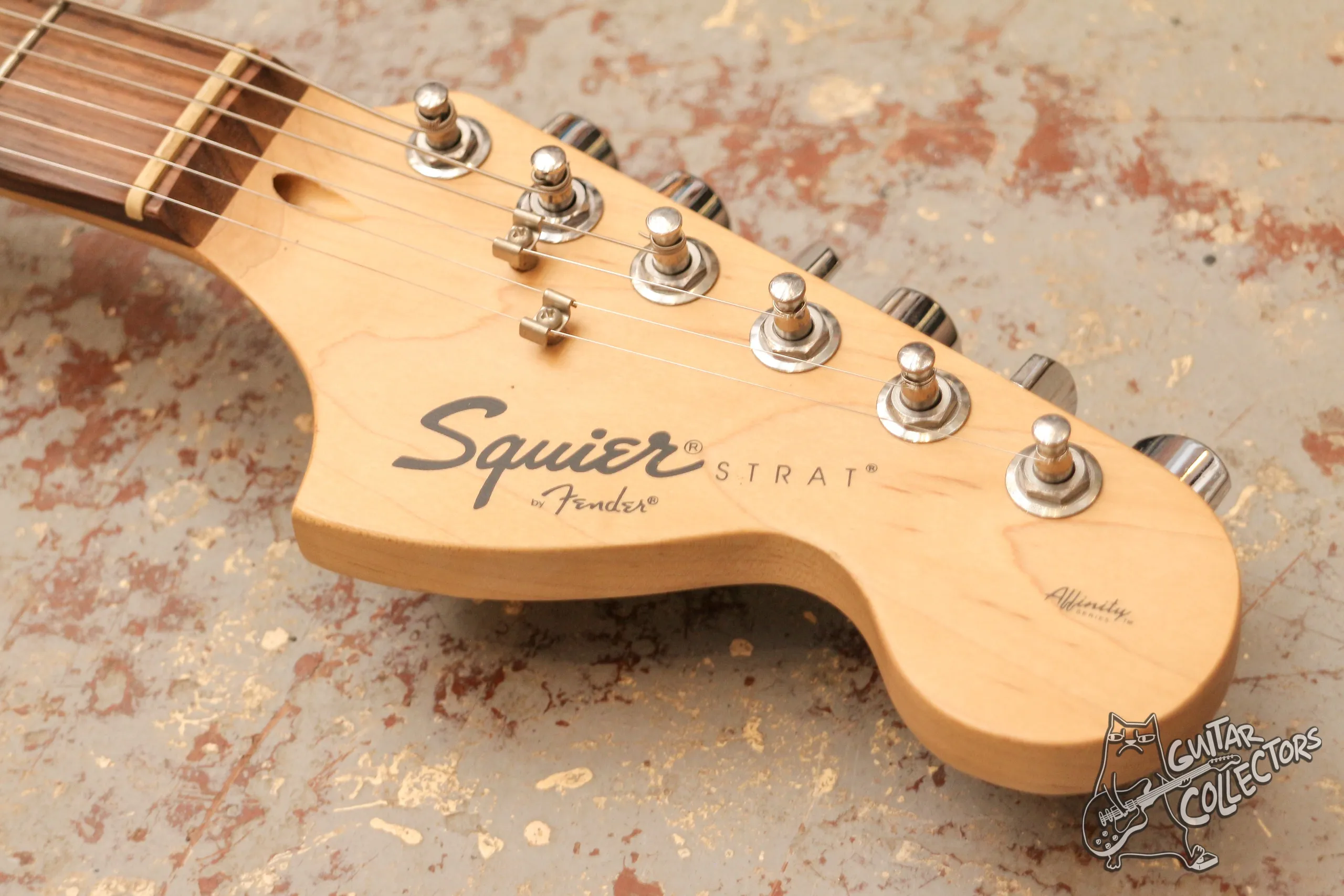Squier Affinity Stratocaster HSS Black