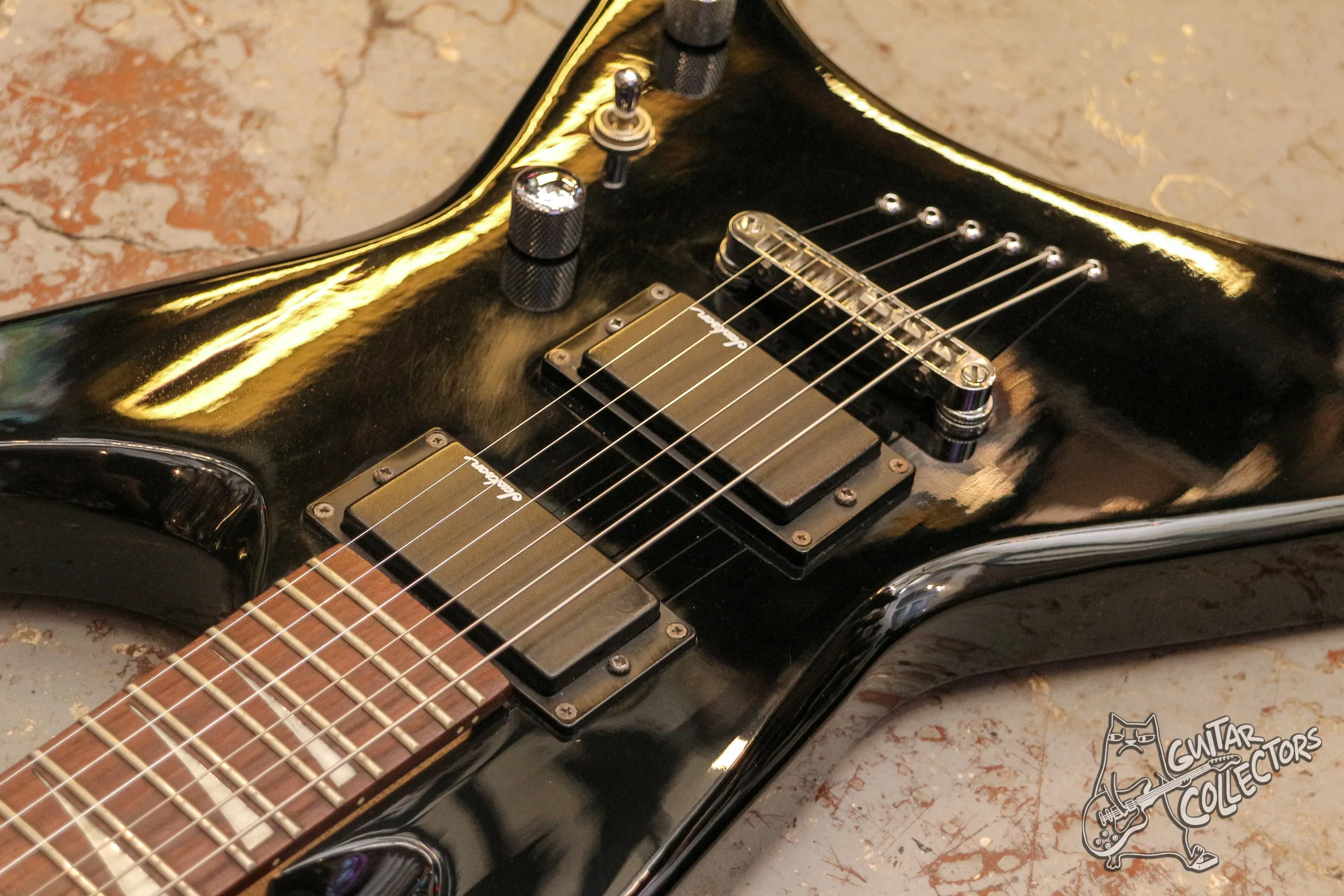 Jackson JS32T Warrior