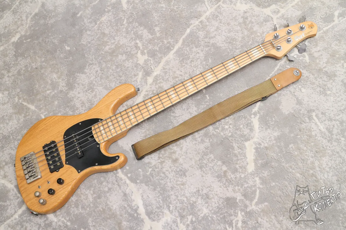 Cort GB75 HJ 5-str Bass