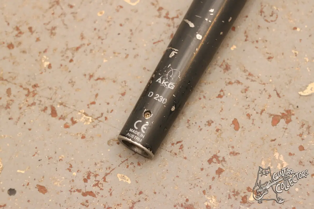 AKG D 230 Omnidirectional Reporter Microphone Austria