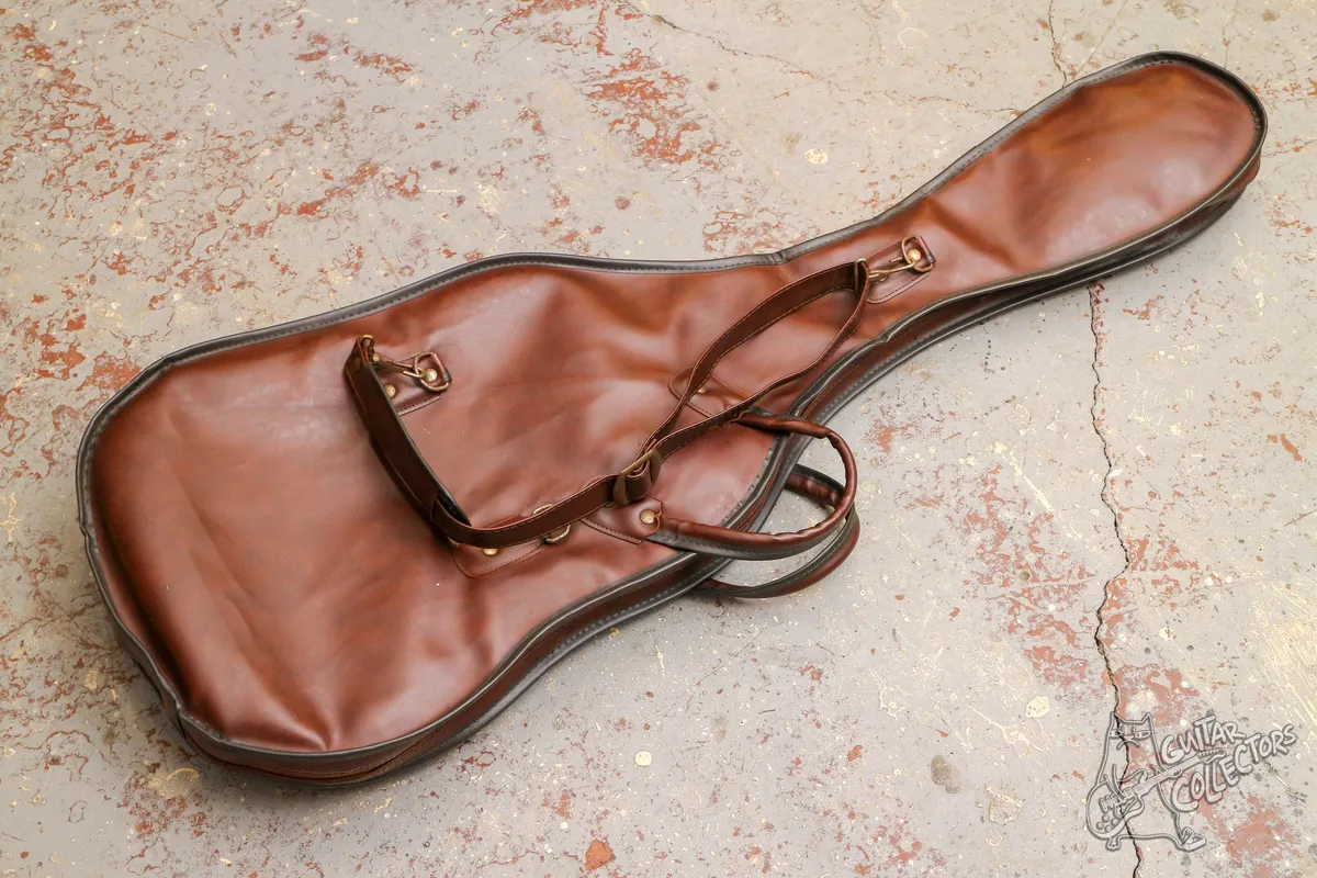 Кожаный чехол для электрогитары