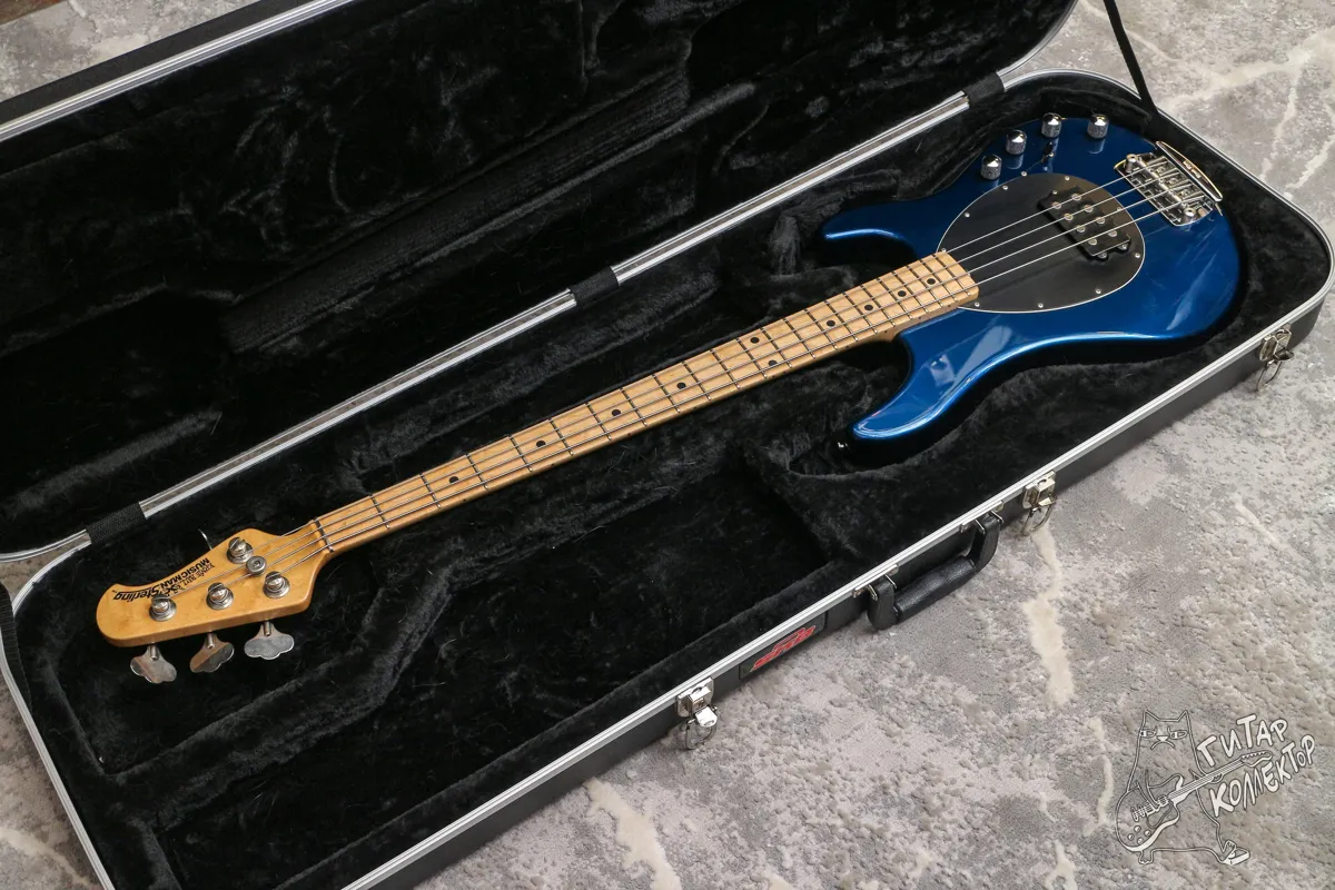 Кейс для бас гитары SKB Bass Case