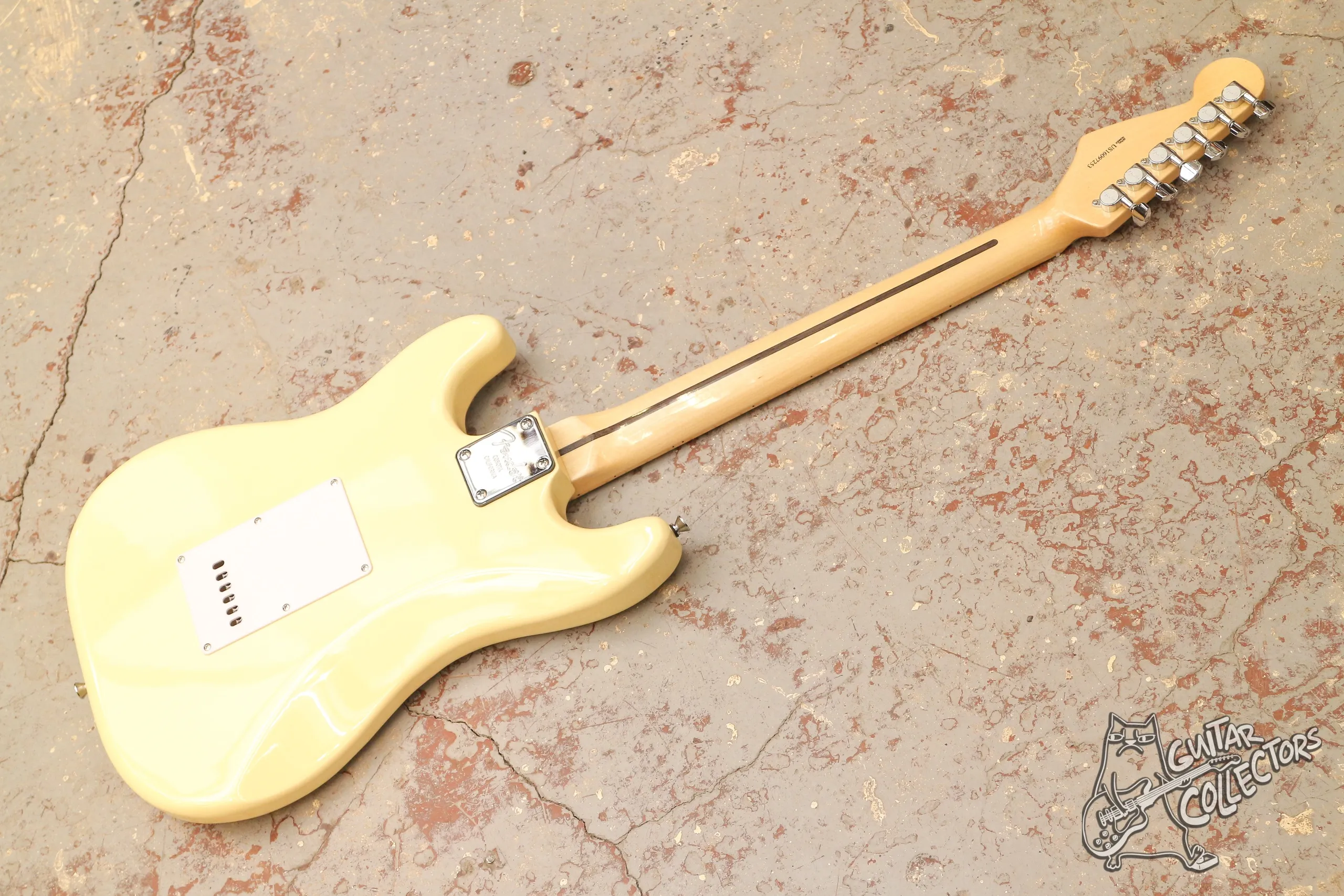 Fender Stratocaster Vintage White Copy