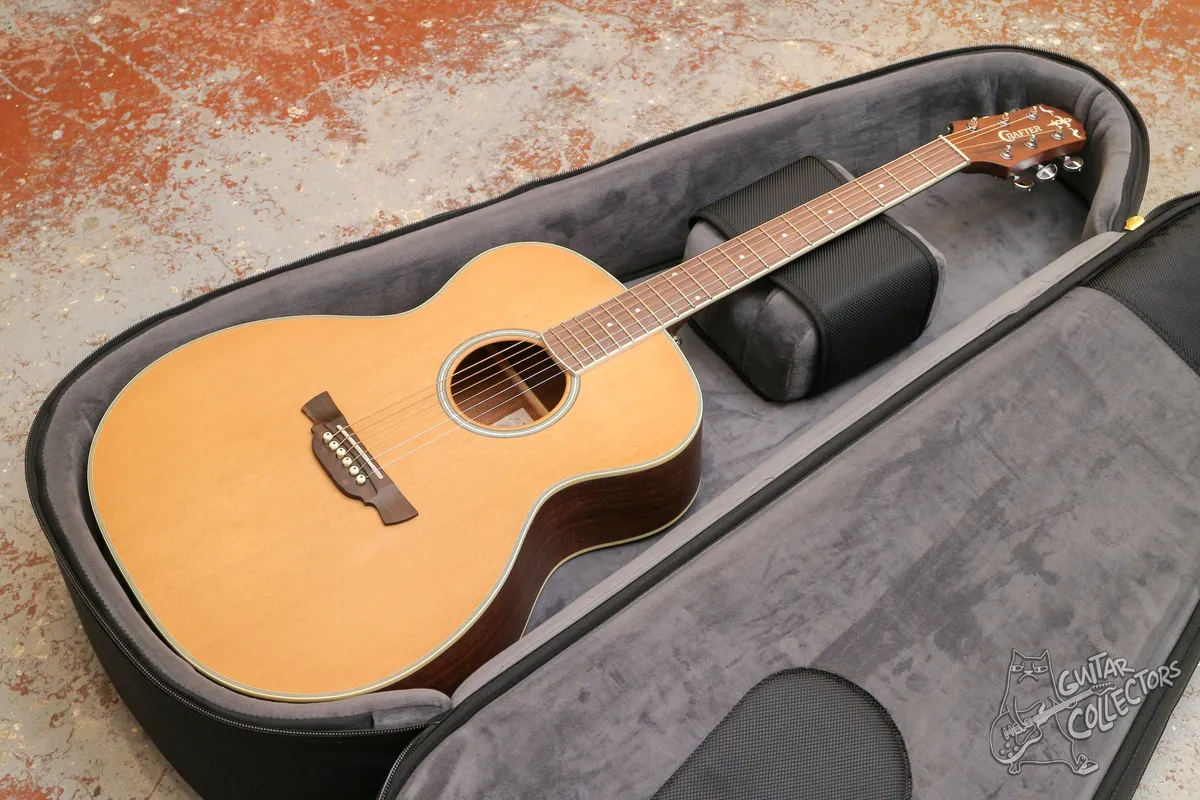 Roadrunner Чехол Кейс для Акустической гитары