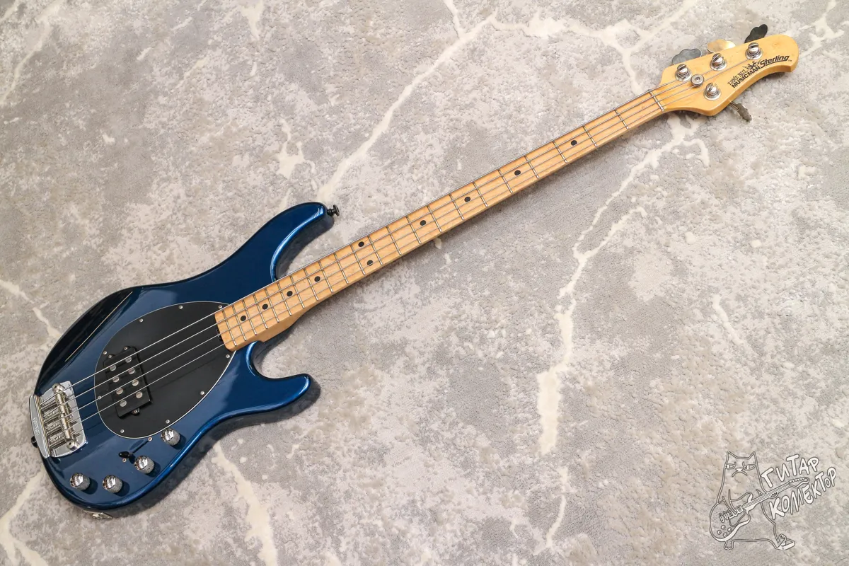 Ernie Ball Music Man Sterling 4 H Blue Pearl Bass