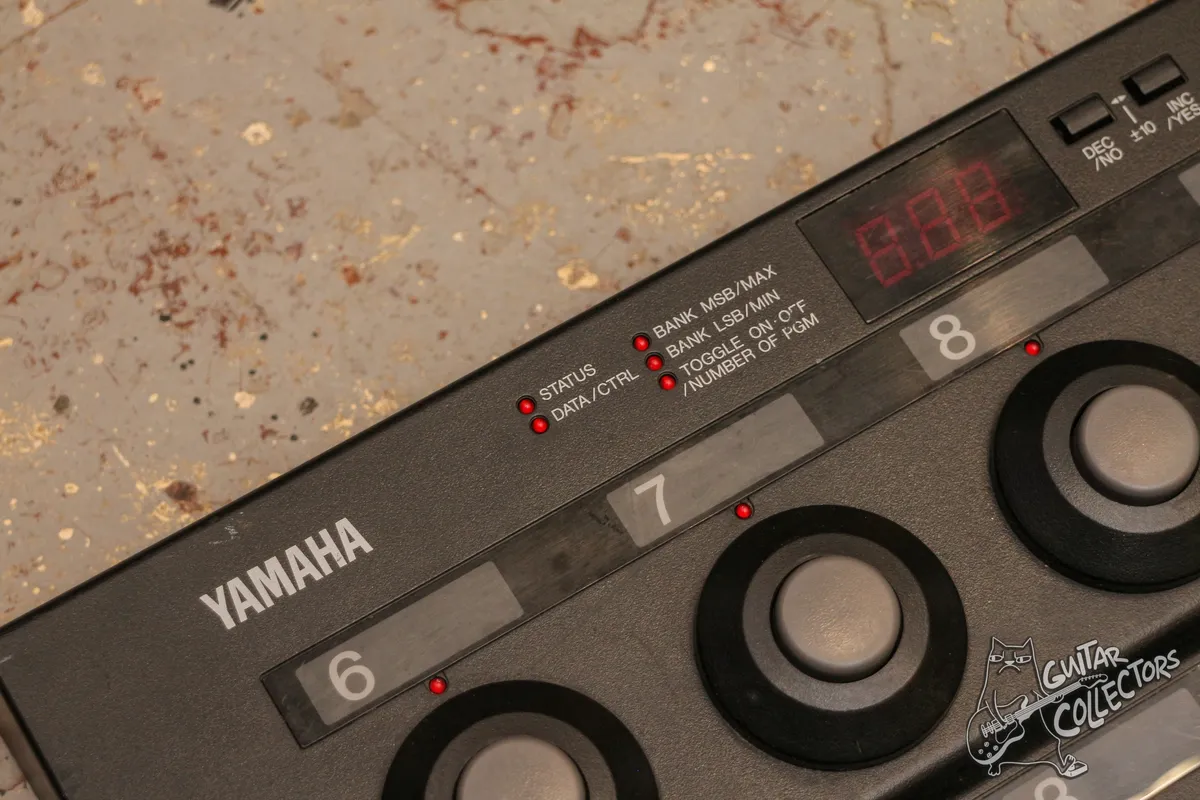 Yamaha FX 900 1980s Rack + MFC 10 midi Controller