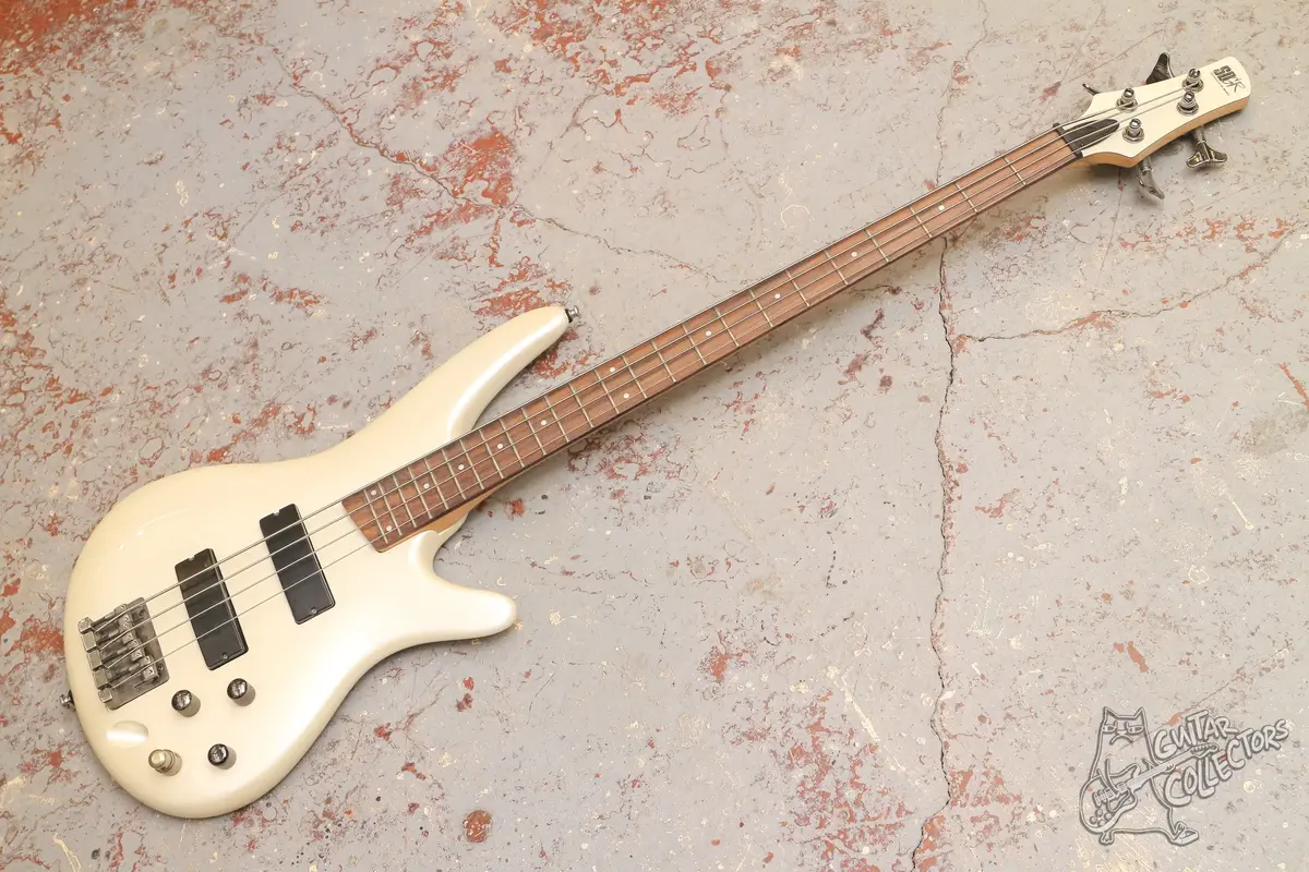 Ibanez SR 300 Pearl White Bass
