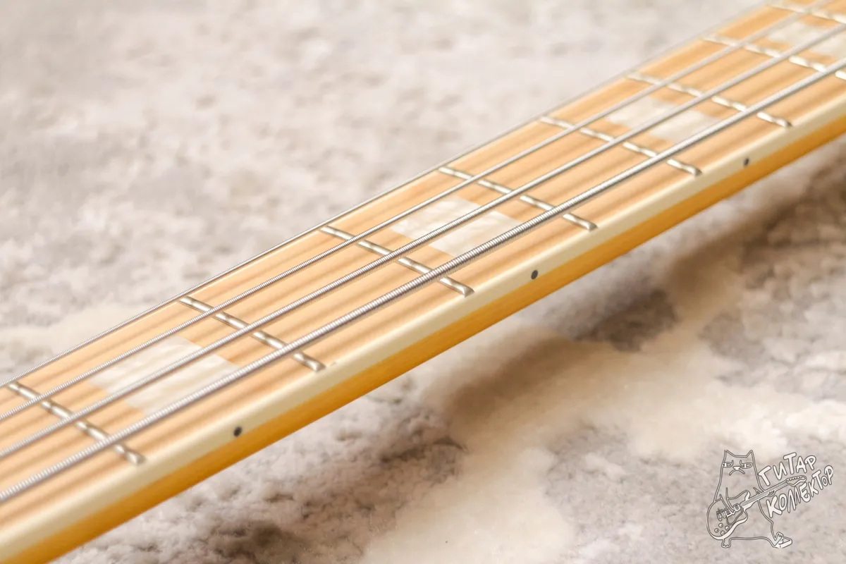 Root Note JB001 Jazz Bass Vintage White