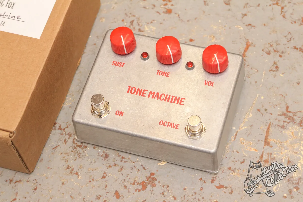 Analog Fox Tone Machine Fuzz / Octave Pedal