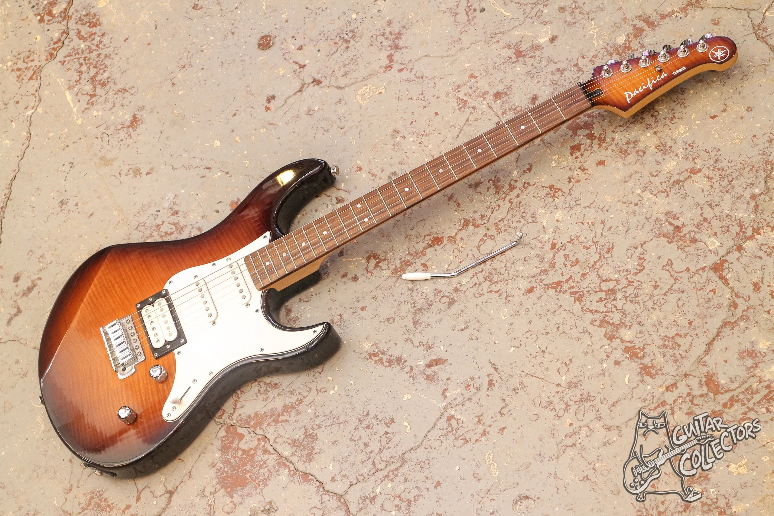 Yamaha Pacifica 212VFM